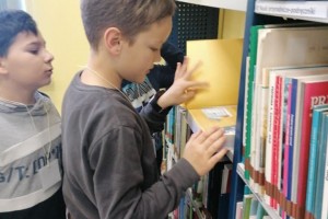 KLASY 4 - BIBLIOTEKA PEŁNA TAJEMNIC