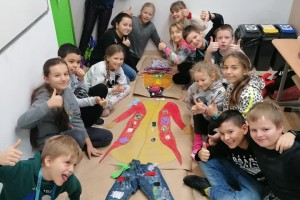 KLASA 4A - W AKADEMII PROFESORA KLEKSA