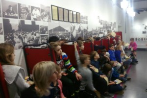 Klasy 3a i 3b - Centrum Historii Zajezdnia