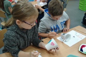 Klasa 3b - Prezenty dla mam