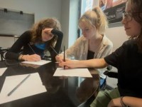 KLASA 1 i 2 - POSTAĆ W PRZESTRZENI. WARSZTATY TEATRALNE 28.09.2023